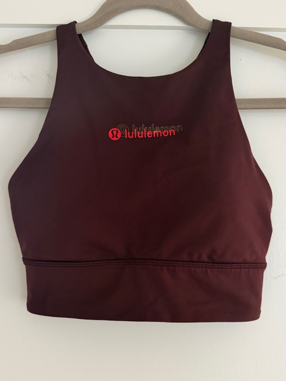Lululemon Energy Bra High Neck Longline New Year Edition in Cassis | Size 6 - Picture 5 of 7